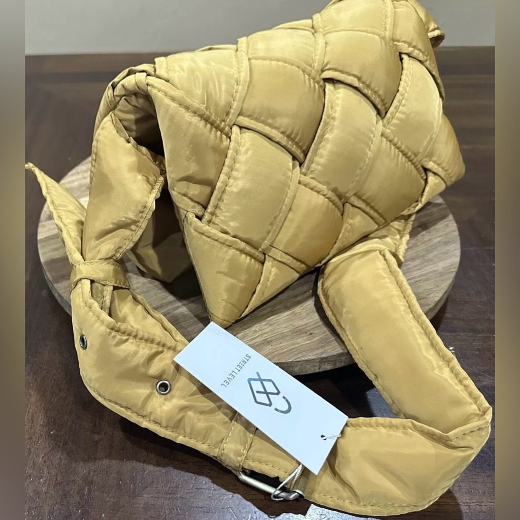 Street Level - Nylon Puffy Quilted Crossbody Bag / Yellow Mustard